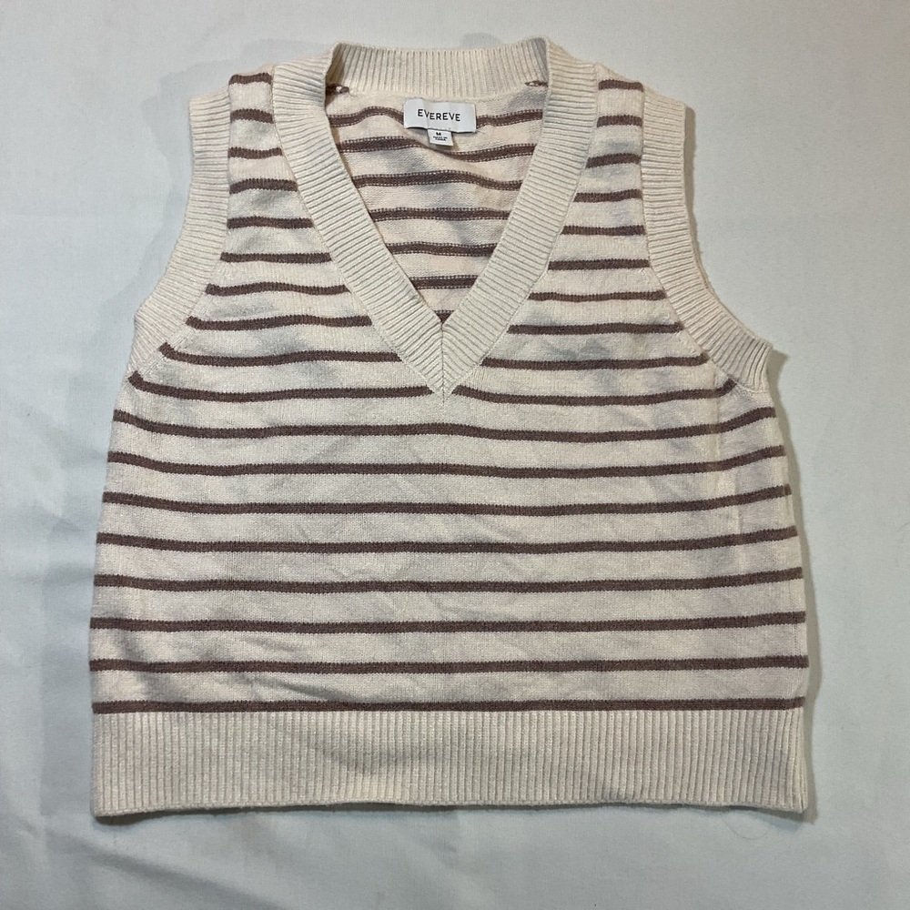 Evereve Reese Ivory & Taupe Stripes Sweater Vest, Size M (Cream/Brown)